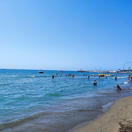 Apartamento 150 Metros De La Playa Torremolinos Exteriér fotografie